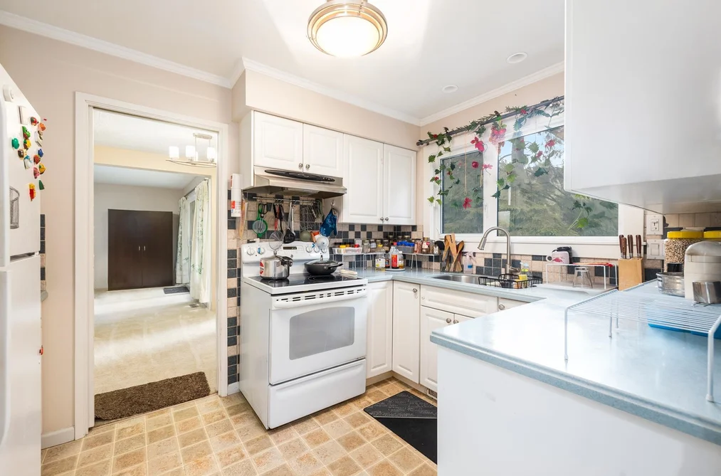 1135 HERITAGE BOULEVARD, North Vancouver BC V7J 3G8, North Vancouver BC — Residential for Sale - Photo 6