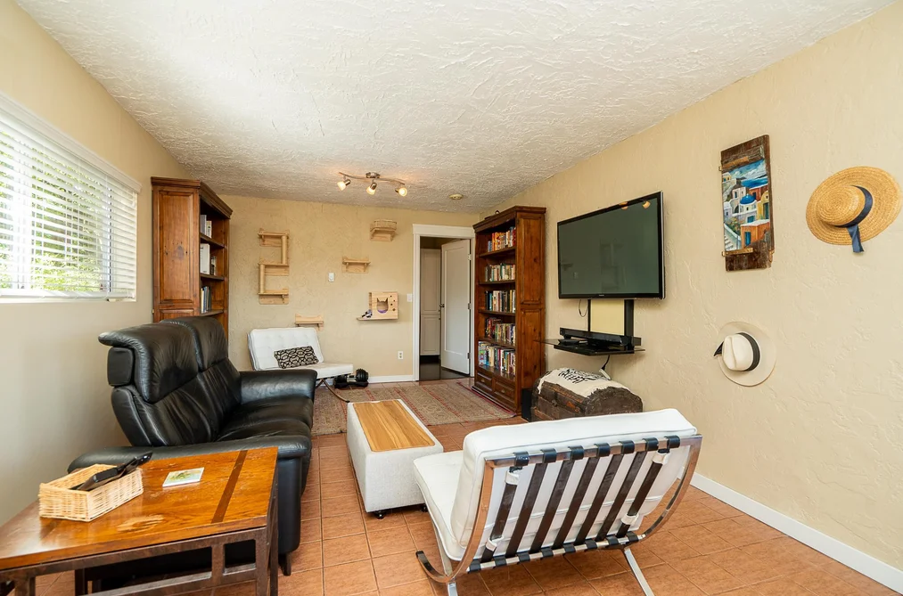 1135 Vanier Avenue, Coquitlam, BC - Half Duplex for Sale - Photo 19 of 40 1135 Vanier Avenue, Coquitlam, BC - Half Duplex for Sale - Photo 19 of 40