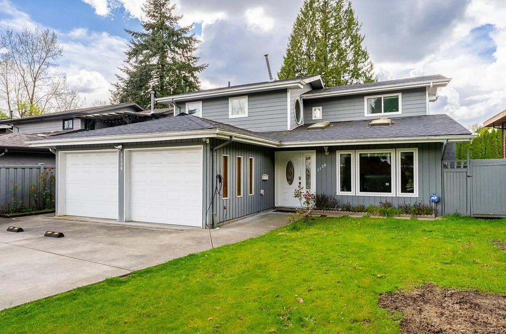 House for sale at 1136 Lansdowne Drive Coquitlam British Columbia - MLS: R3113637