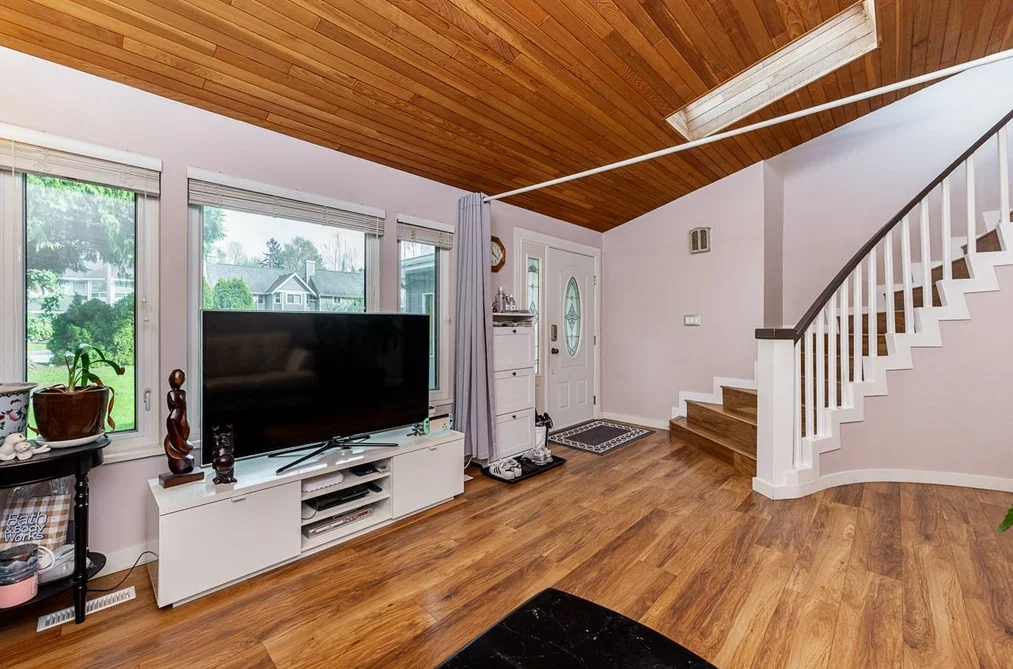 1136 LANSDOWNE DRIVE, Coquitlam BC V3B 5R3, Coquitlam BC — Residential for Sale - Photo 3