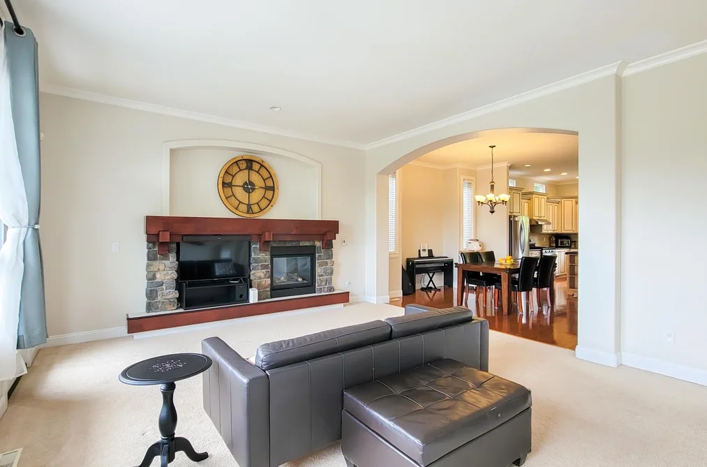 11382 154A STREET, Surrey BC V3R 2V7, Surrey BC — Residential for Sale - Photo 2