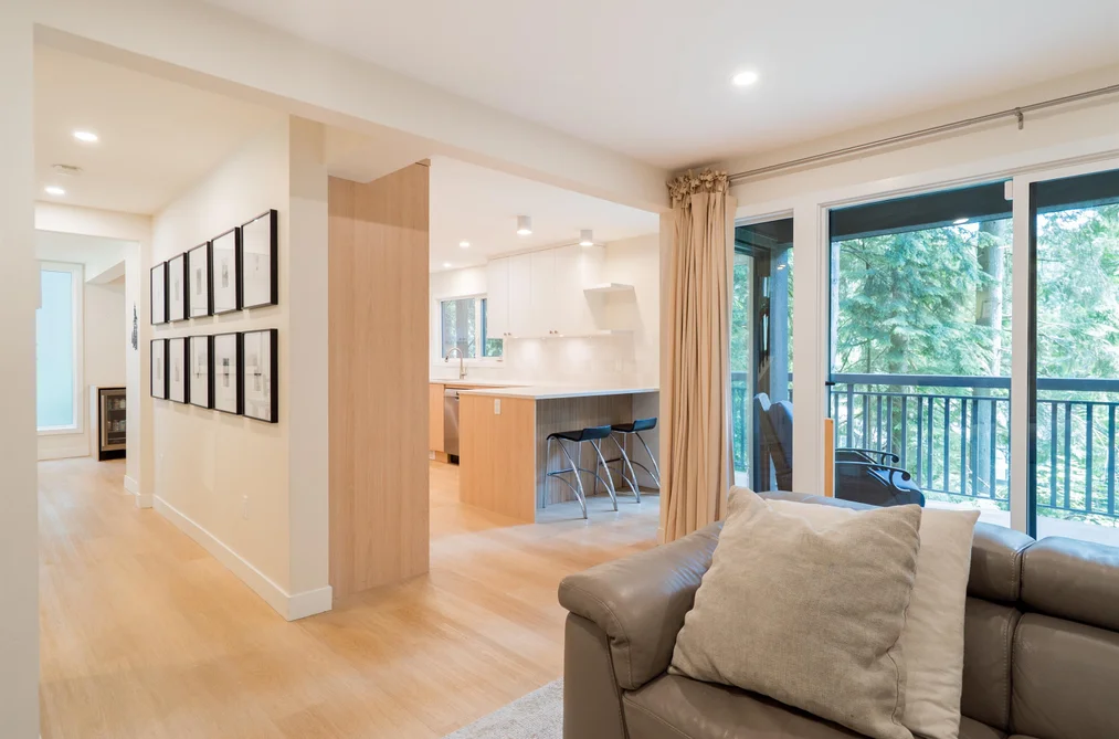 1139 HERITAGE BOULEVARD, North Vancouver BC V7J 3G8, North Vancouver BC — Residential for Sale — Photo 6 of 40