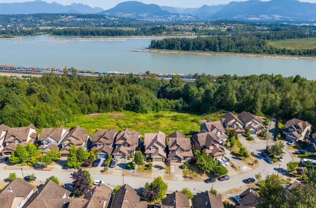 11397 154A STREET, Surrey BC V3R 2V7, Surrey BC — Residential for Sale - Photo 3