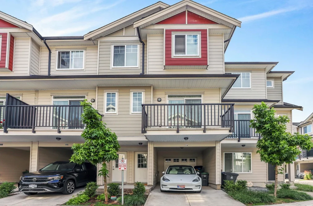 Townhouse for sale at 114 13898 64 Avenue Surrey British Columbia - MLS: R3105706