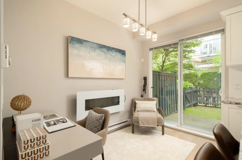 114-1460 Southview Street, Coquitlam, BC - Townhouse for Sale - Photo 12 of 29 114-1460 Southview Street, Coquitlam, BC - Townhouse for Sale - Photo 12 of 29
