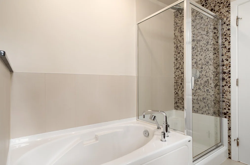 114-1460 Southview Street, Coquitlam, BC - Townhouse for Sale - Photo 18 of 29 114-1460 Southview Street, Coquitlam, BC - Townhouse for Sale - Photo 18 of 29
