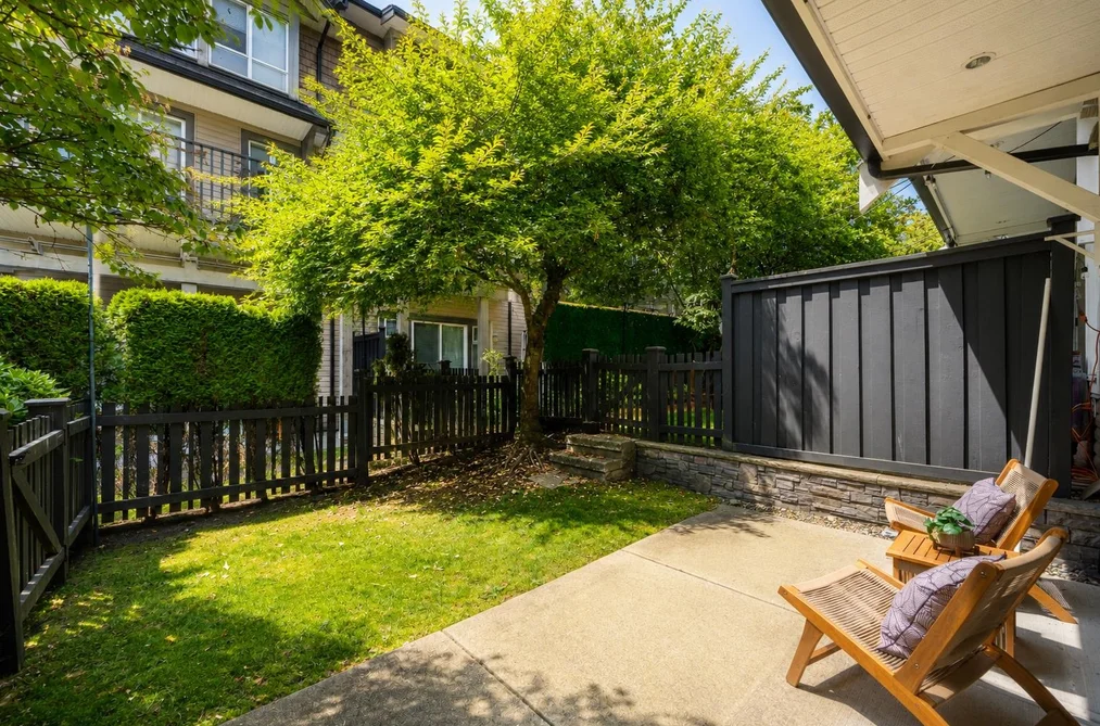 114-1460 Southview Street, Coquitlam, BC - Townhouse for Sale - Photo 4 of 29 114-1460 Southview Street, Coquitlam, BC - Townhouse for Sale - Photo 4 of 29