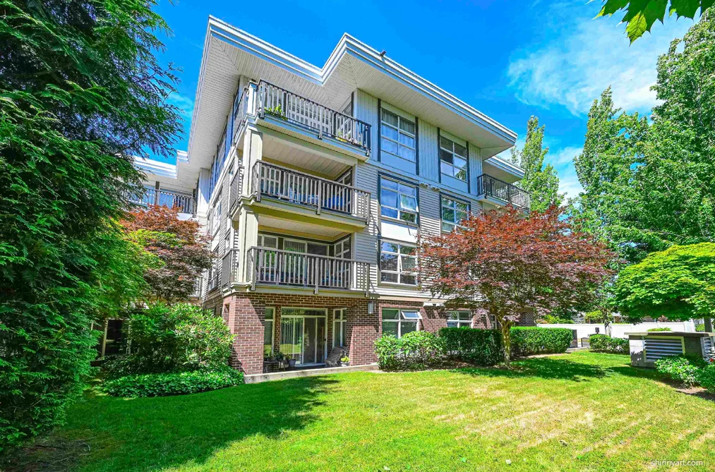 Condo for sale at 114 15168 19 Avenue Surrey British Columbia - MLS: R3135912