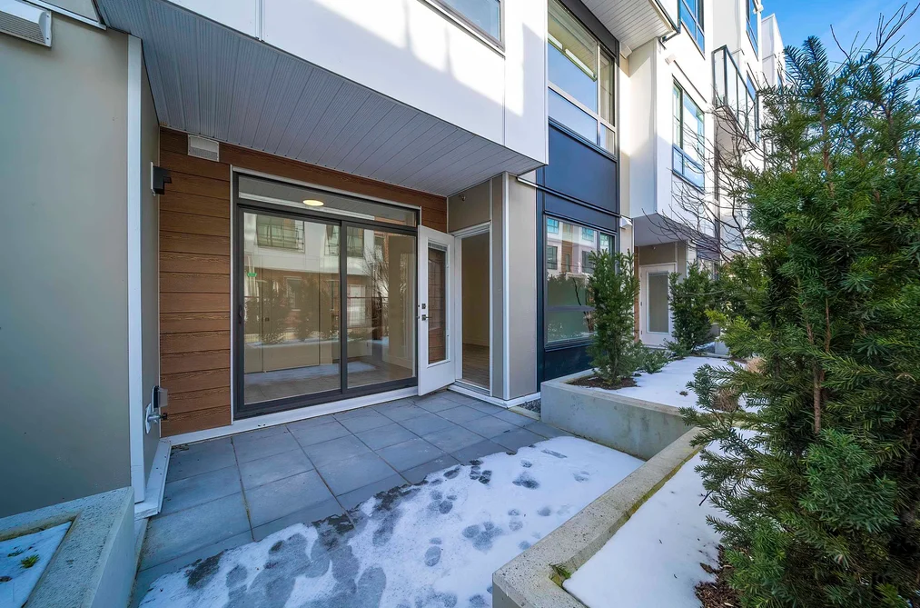 114 6338 KING GEORGE BOULEVARD, Surrey BC V3X 1E9, Surrey BC — Residential for Sale - Photo 6