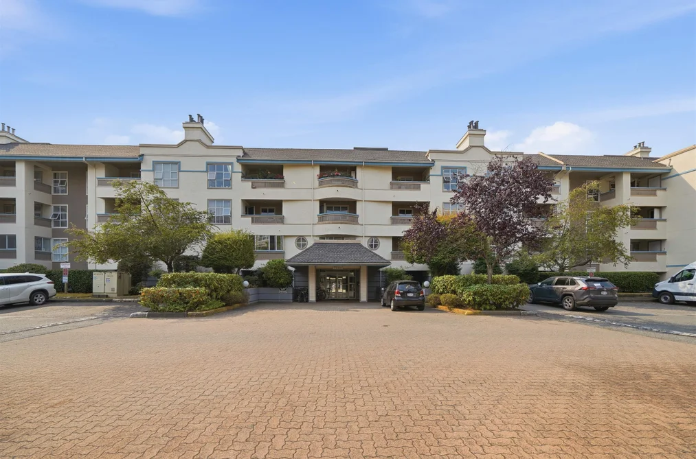 Condo for sale at 114 7580 Minoru Boulevard Richmond British Columbia - MLS: R3156781
