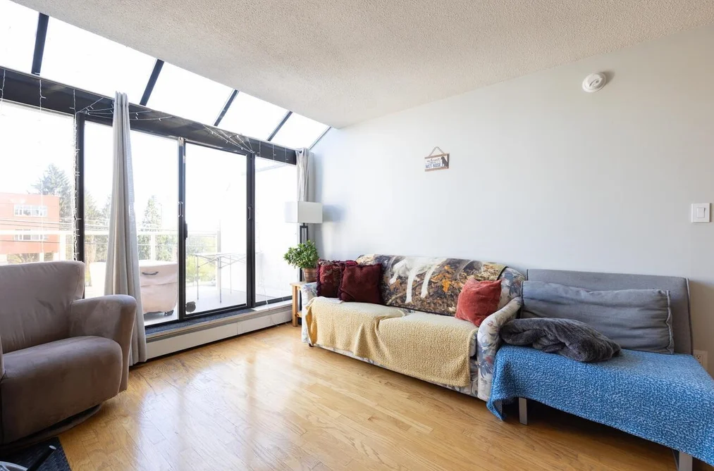 114 812 MILTON STREET, New Westminster BC V3M 1N2, New Westminster BC — Residential for Sale - Photo 2