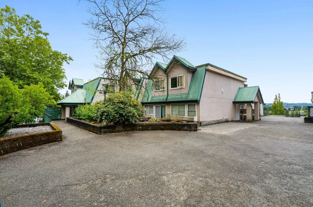 Condo for sale at 114 918 Roderick Avenue Coquitlam British Columbia - MLS: R3150740