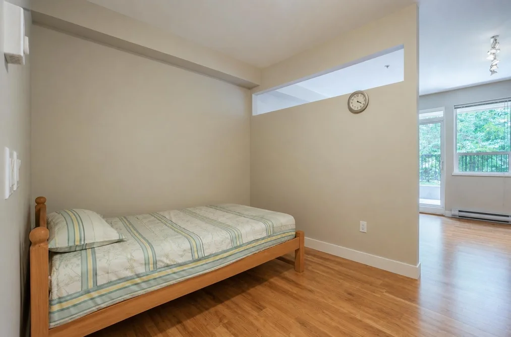 114 9655 KING GEORGE BOULEVARD, Surrey BC V3T 0C7, Surrey BC — Residential for Sale — Photo 5 of 14