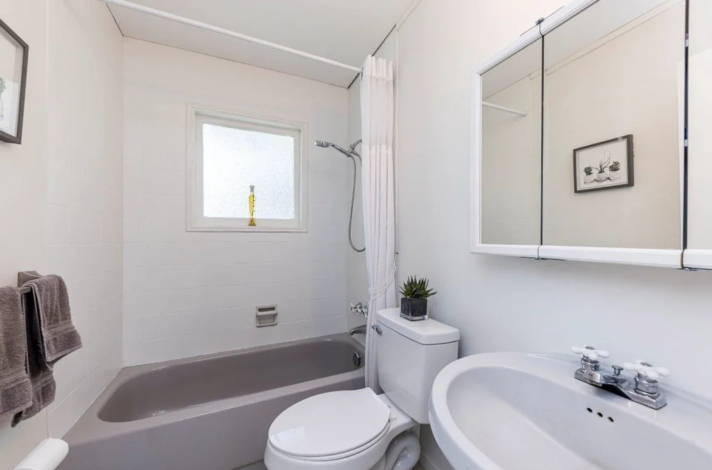 1140 PINEWOOD CRESCENT, North Vancouver BC V7P 1E8, North Vancouver BC — Residential for Sale — Photo 19 of 28
