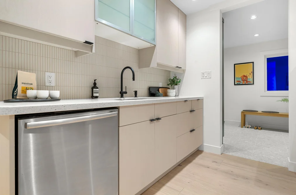 1140 W 17 STREET, North Vancouver BC V7P 1W2, North Vancouver BC — Residential for Sale - Photo 7