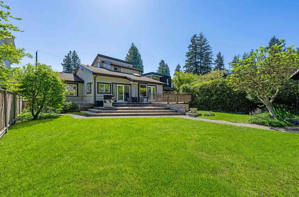 1140 W 20TH STREET, North Vancouver BC V7P 2B7, North Vancouver BC — Residential for Sale - Photo 3
