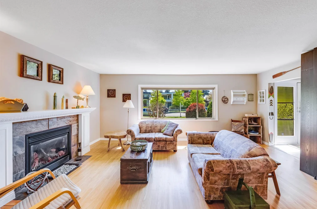 1140 W 20TH STREET, North Vancouver BC V7P 2B7, North Vancouver BC — Residential for Sale - Photo 4