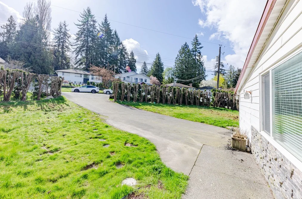 11411 LOUGHREN DRIVE, Surrey BC V3R 4Z5, Surrey BC — Residential for Sale - Photo 4