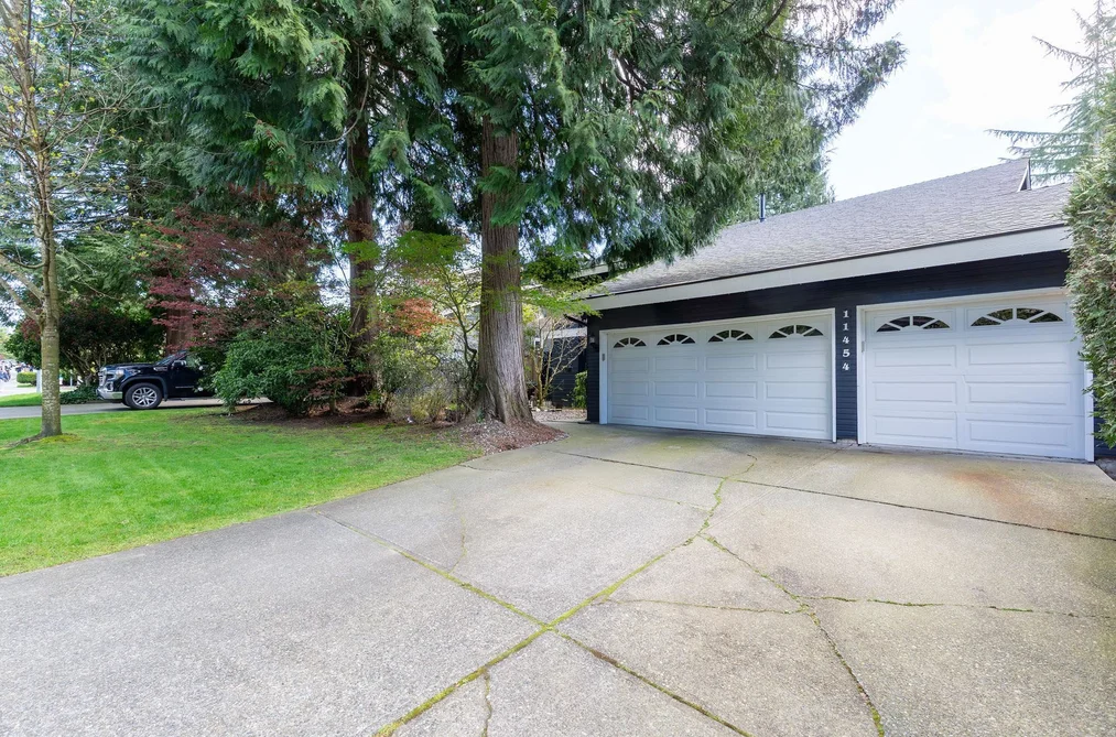 11454 LYON ROAD, Delta BC V4E 2K2, Delta BC — Residential for Sale - Photo 2