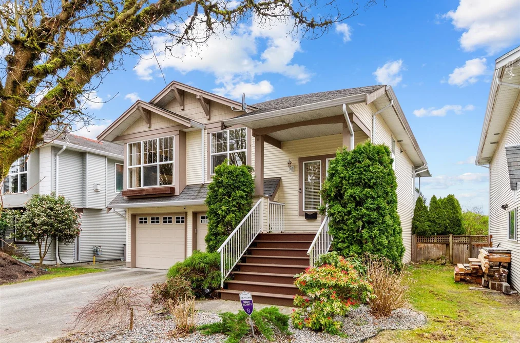 House for sale at 11469 207 Street Maple Ridge British Columbia - MLS: R3111207