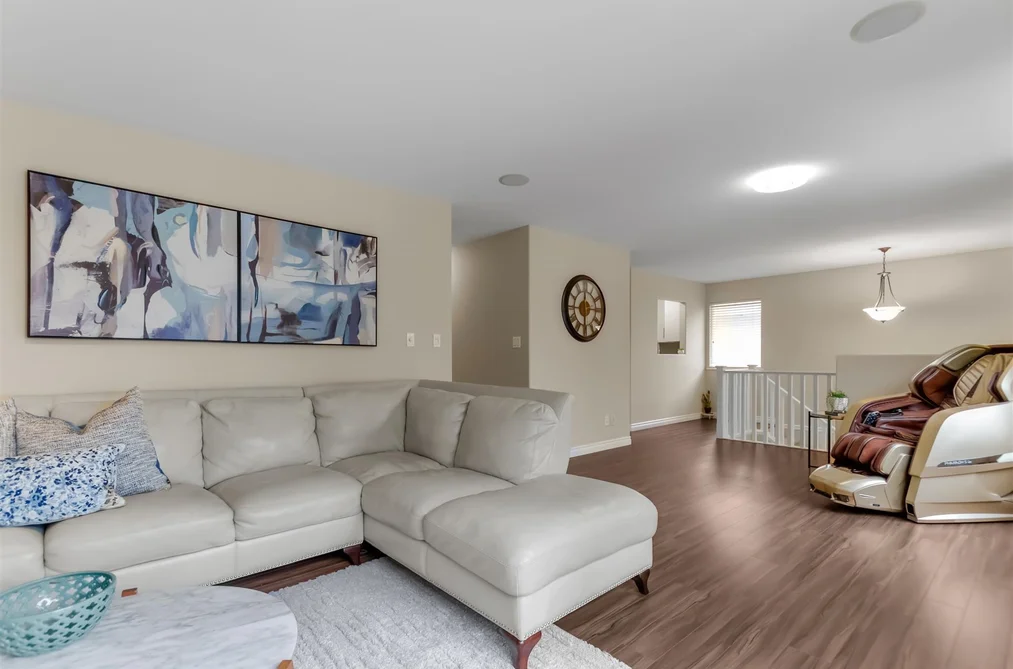 11469 207 STREET, Maple Ridge BC V2X 1W9, Maple Ridge BC — Residential for Sale - Photo 3