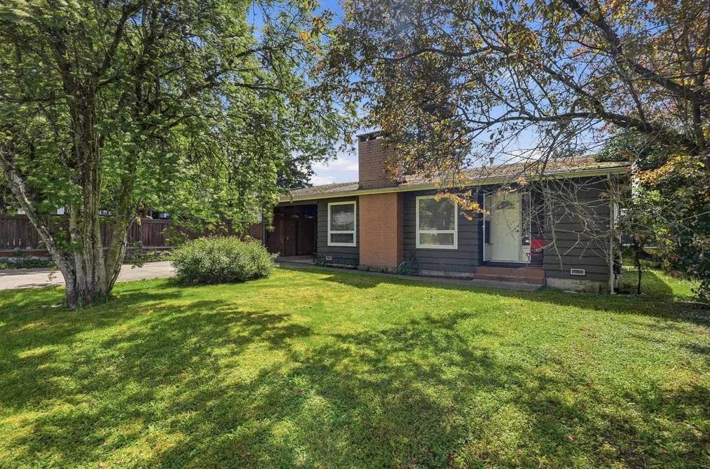 11470 95 AVENUE, Delta BC V4C 3T2, Delta BC — Residential for Sale - Photo 2