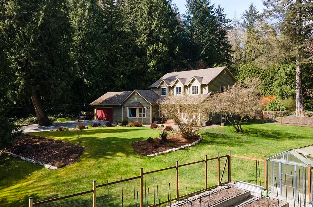 1148 GOWER POINT ROAD, Gibsons BC V0N 1V3, Gibsons BC — Residential for Sale - Photo 2