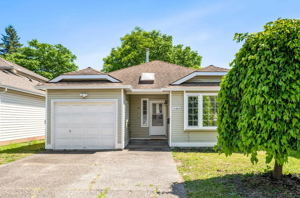 11484 207 STREET, Maple Ridge BC V2X 1X1, Maple Ridge BC — Residential for Sale - Photo 2