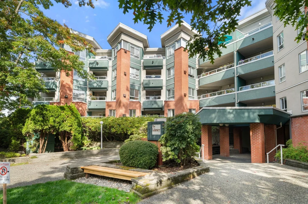 128 W 8th St Unit 115, North Vancouver, BC - MLS: R3172971