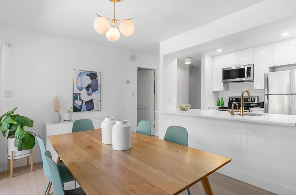 Condo for sale at 115 1945 Woodway Place Burnaby British Columbia - MLS: R3138361