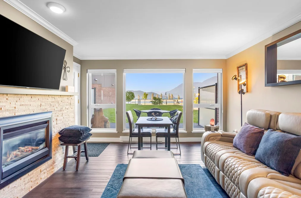 Condo for sale at 115 378 Esplanade Avenue Harrison Hot Springs British Columbia - MLS: R3121237