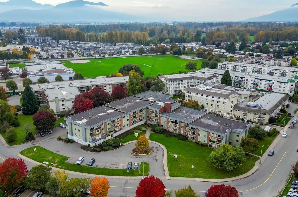 Condo for sale at 115 45598 Mcintosh Drive Chilliwack British Columbia - MLS: R3158215
