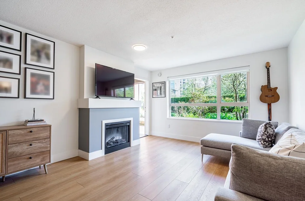 Condo for sale at 115 600 Klahanie Drive Port Moody British Columbia - MLS: R3116428