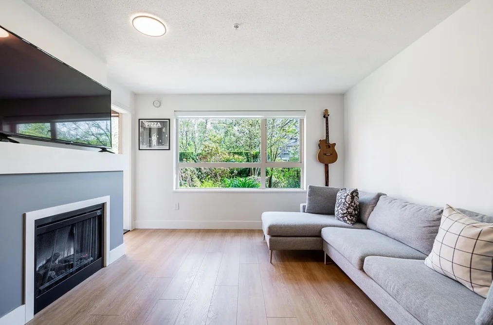 115 600 KLAHANIE DRIVE, Port Moody BC V3H 5L2, Port Moody BC — Residential for Sale - Photo 2