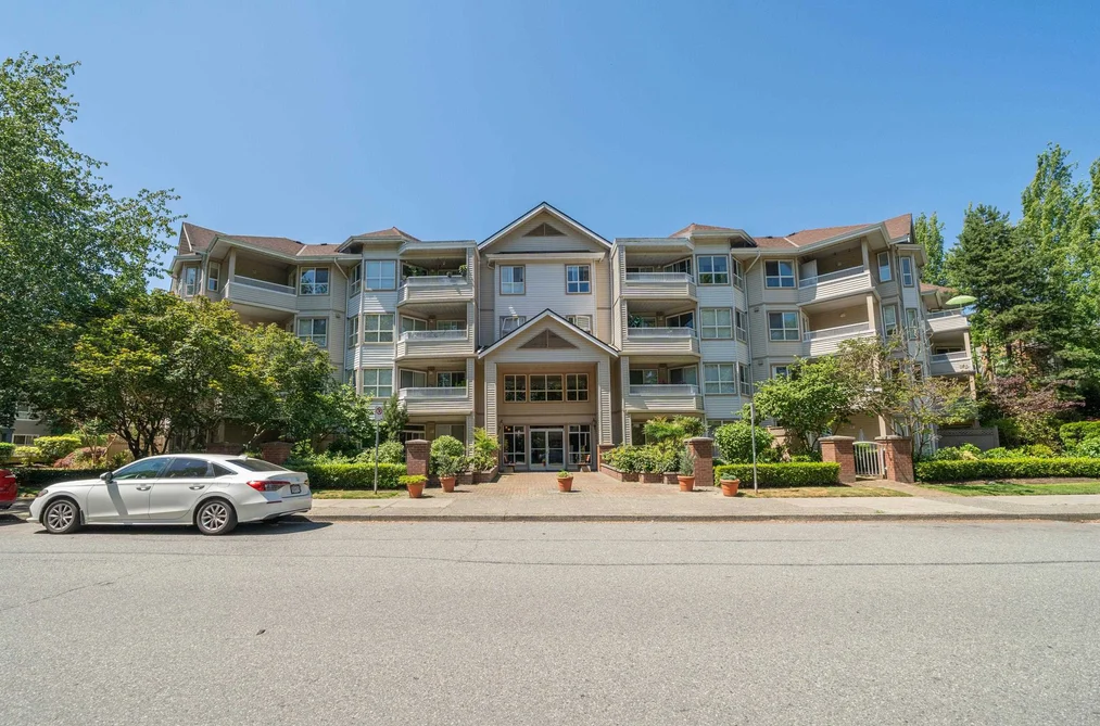 Condo for sale at 115 8139 121 A Street Surrey British Columbia - MLS: R3149743