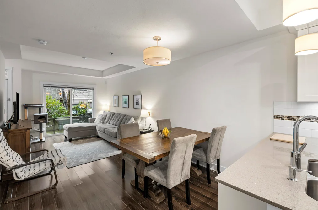 115 828 ROYAL AVENUE, New Westminster BC V3M 1J9, New Westminster BC — Residential for Sale - Photo 2
