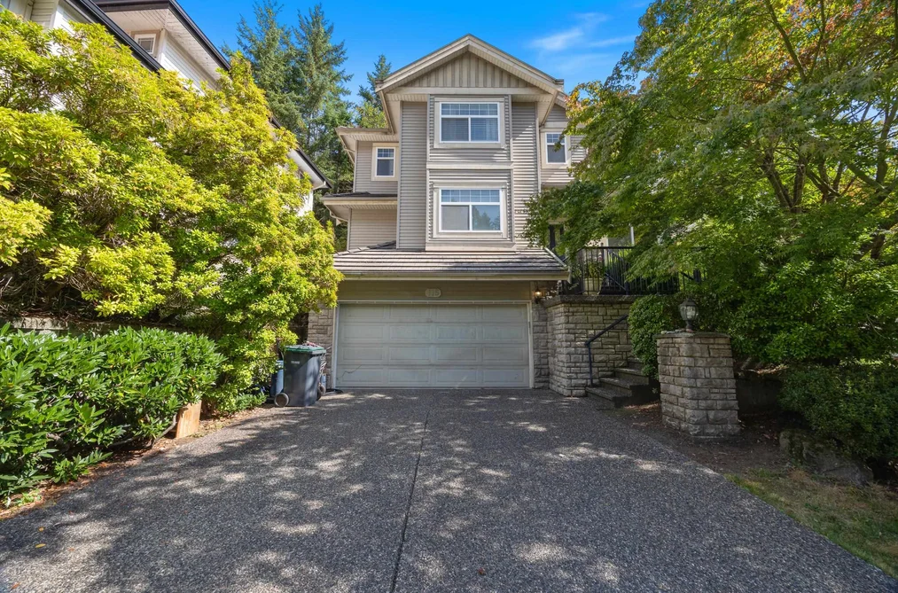 House for sale at 115 Eagle Pass Port Moody British Columbia - MLS: R3164957