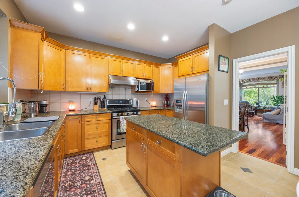 115 Eagle Pass, Port Moody, BC - MLS: R3164957 - Photo 11 115 Eagle Pass, Port Moody, BC - MLS: R3164957 - Photo 11