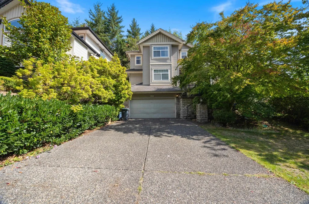 115 Eagle Pass, Port Moody, BC - MLS: R3164957 - Photo 2 115 Eagle Pass, Port Moody, BC - MLS: R3164957 - Photo 2