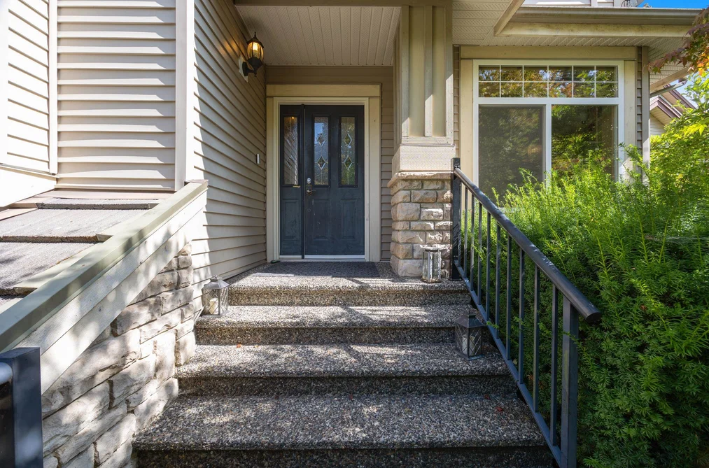 115 Eagle Pass, Port Moody, BC - MLS: R3164957 - Photo 4 115 Eagle Pass, Port Moody, BC - MLS: R3164957 - Photo 4