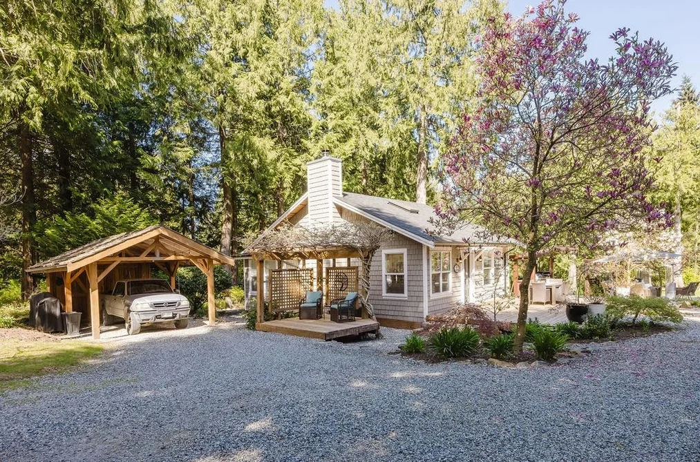 House for sale at 115 Williamsons Landing Road Gibsons British Columbia - MLS: R3115916