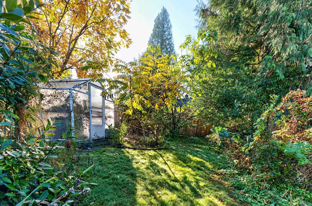 11536 93 Avenue, Delta, BC - House for Sale - Photo 4 of 40 11536 93 Avenue, Delta, BC - House for Sale - Photo 4 of 40