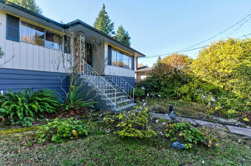 11536 93 Avenue, Delta, BC - House for Sale - Photo 5 of 40 11536 93 Avenue, Delta, BC - House for Sale - Photo 5 of 40