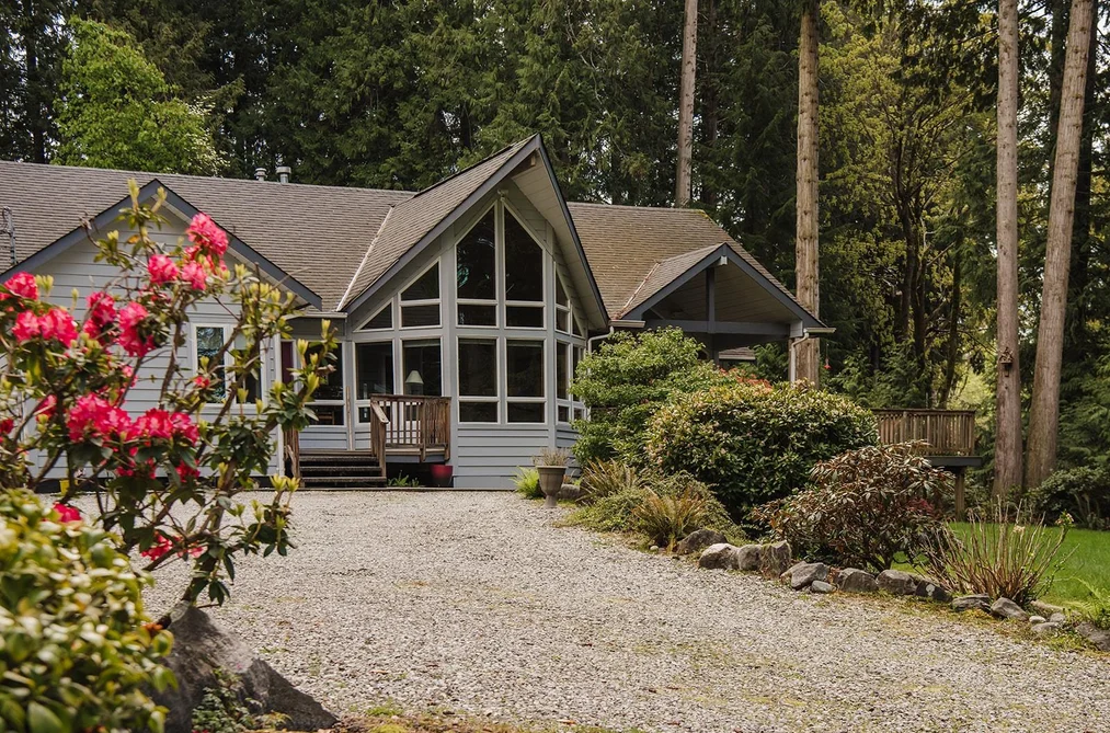 1154 FLUME ROAD, Roberts Creek BC V0N 2W2, Roberts Creek BC — Residential for Sale - Photo 2