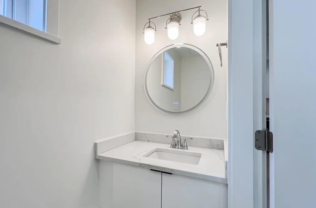 1155 KEEFER STREET, Vancouver BC V6A 1Z2, Vancouver BC — Residential for Sale - Photo 4