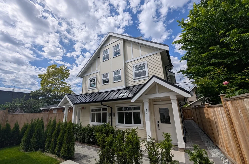 Half Duplex for sale at 1157 Keefer Street Vancouver British Columbia - MLS: R3099425