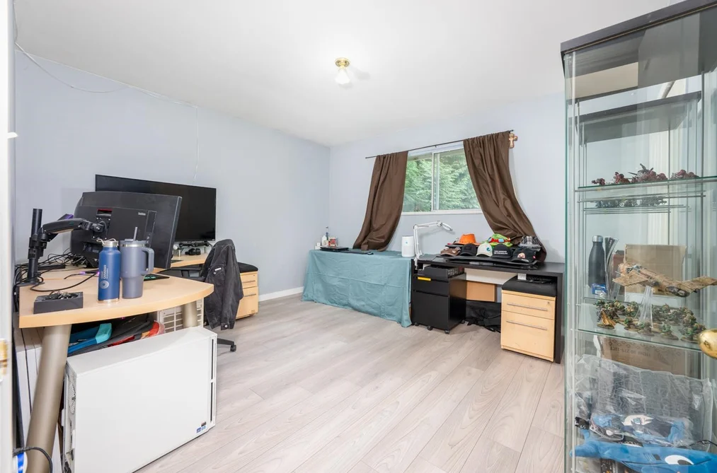11579 SURREY ROAD, Surrey BC V3R 5T6, Surrey BC — Residential for Sale — Photo 14 of 30
