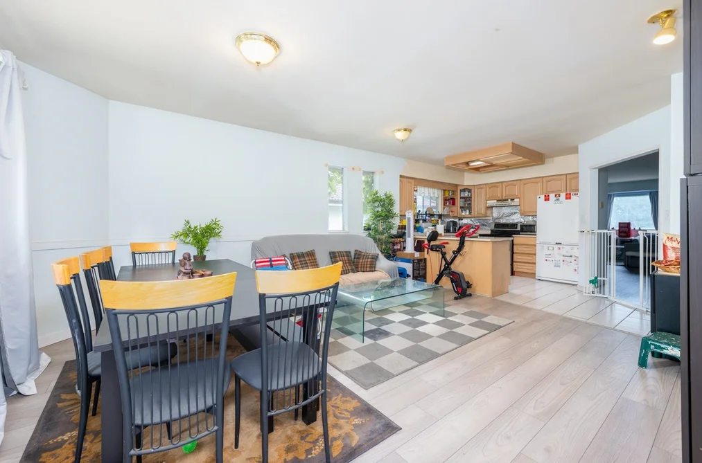 11579 SURREY ROAD, Surrey BC V3R 5T6, Surrey BC — Residential for Sale — Photo 5 of 30