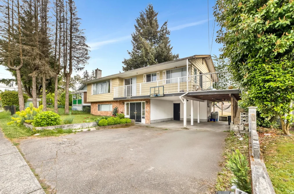 11582 84A AVENUE, Delta BC V4C 2S6, Delta BC — Residential for Sale - Photo 2