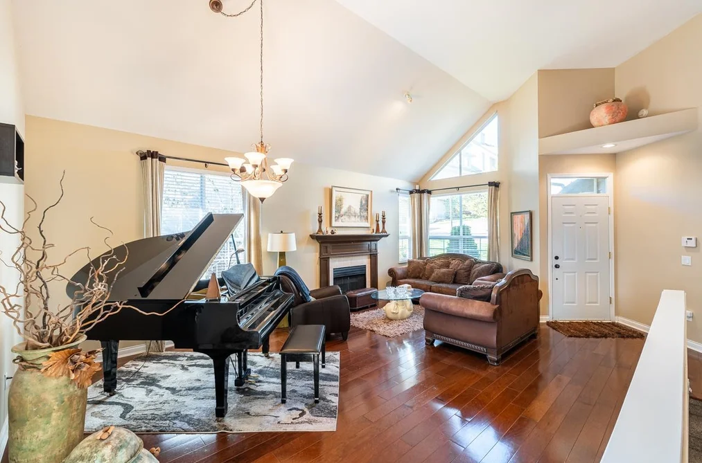 116 1465 PARKWAY BOULEVARD, Coquitlam BC V3E 3E6, Coquitlam BC — Residential for Sale - Photo 4